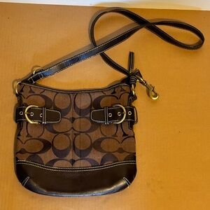 Vintage COACH shoulder/crossbody bag